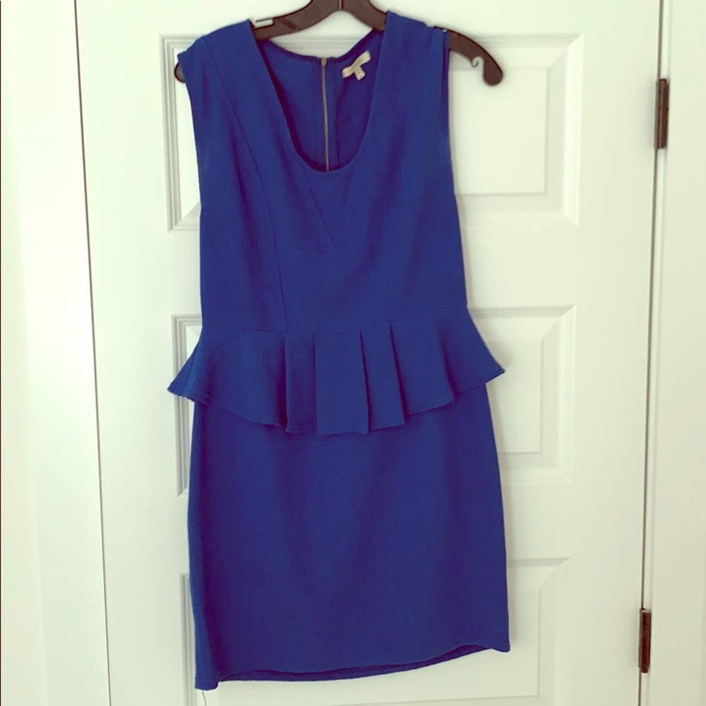 Royal blue classic peplum dress 💙